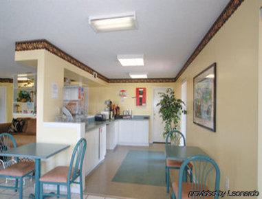 Super 8 Defuniak Springs Motel Eksteriør billede