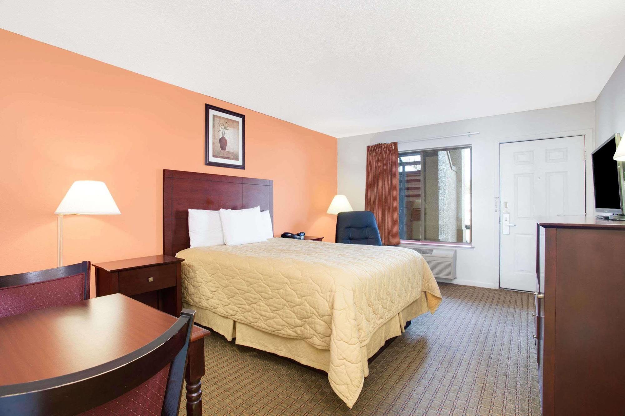 Super 8 Defuniak Springs Motel Eksteriør billede