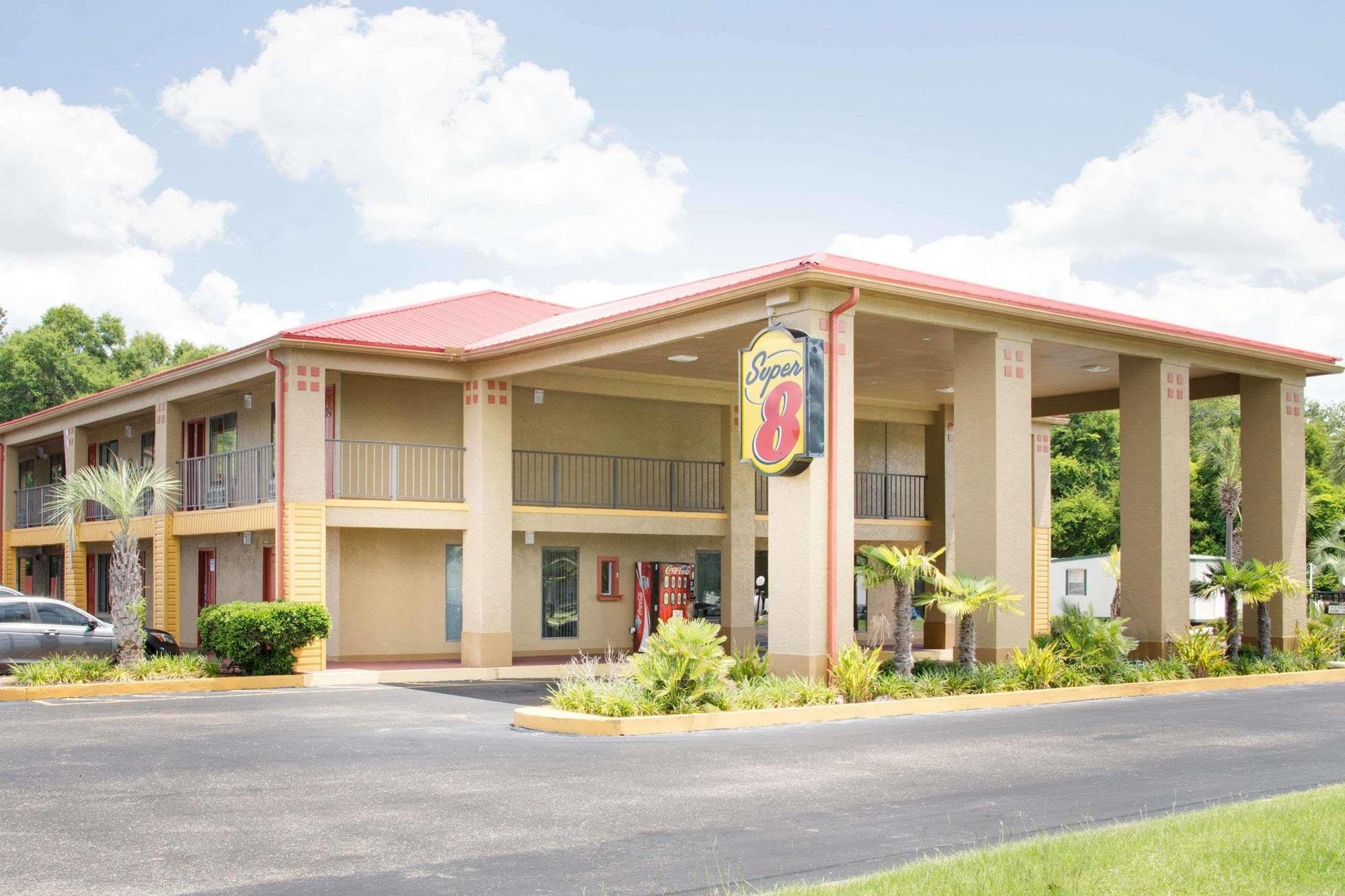 Super 8 Defuniak Springs Motel Eksteriør billede